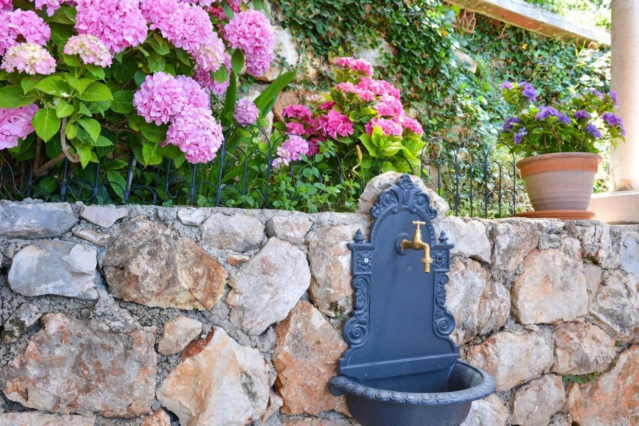 Apartment And Room Sveti Jakov Dubrovnik Eksteriør billede